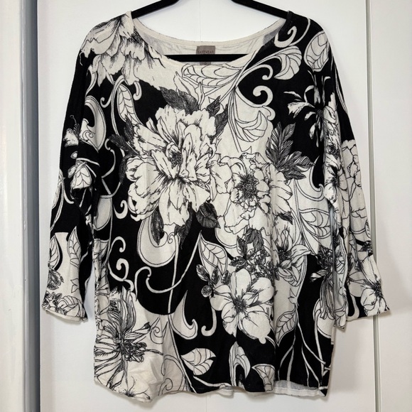 Chico's Tops - Chico’s Easywear Black White Floral Knit Top Boat Neck 3/4 Sleeve Women’s Large